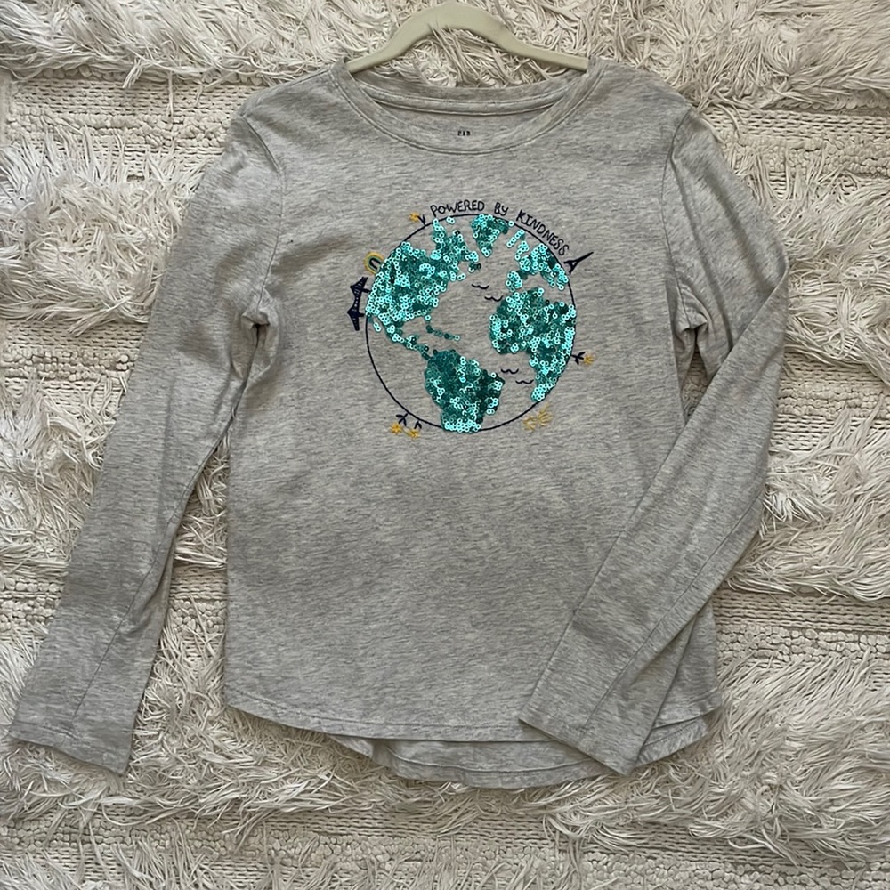 Girls Gap shirt (L)